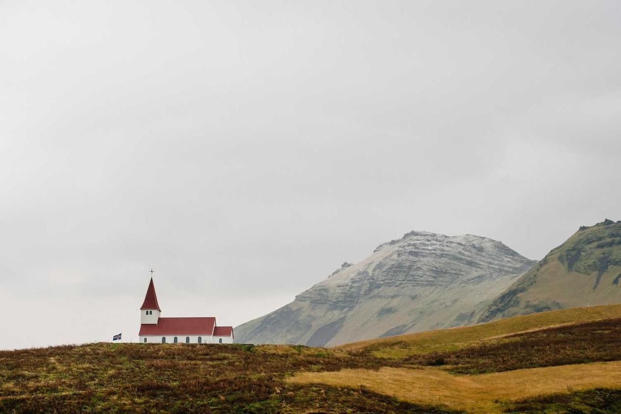 Voluptatem sequi exercitationem dolor et aut