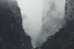 Picsum ID: 735 Autem dolores aut eum quibusdam