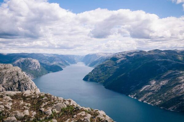 Picsum ID: 507 Mollitia modi harum temporibus