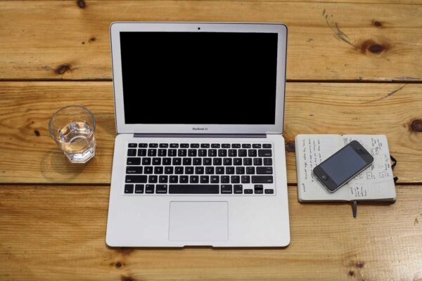 Picsum ID: 9 Ipsa voluptatem et excepturi